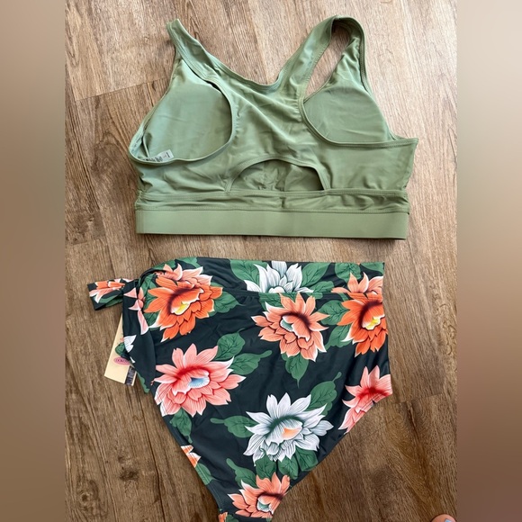 High Waisted Floral Tankini Swimsuit - Picture 9 of 10